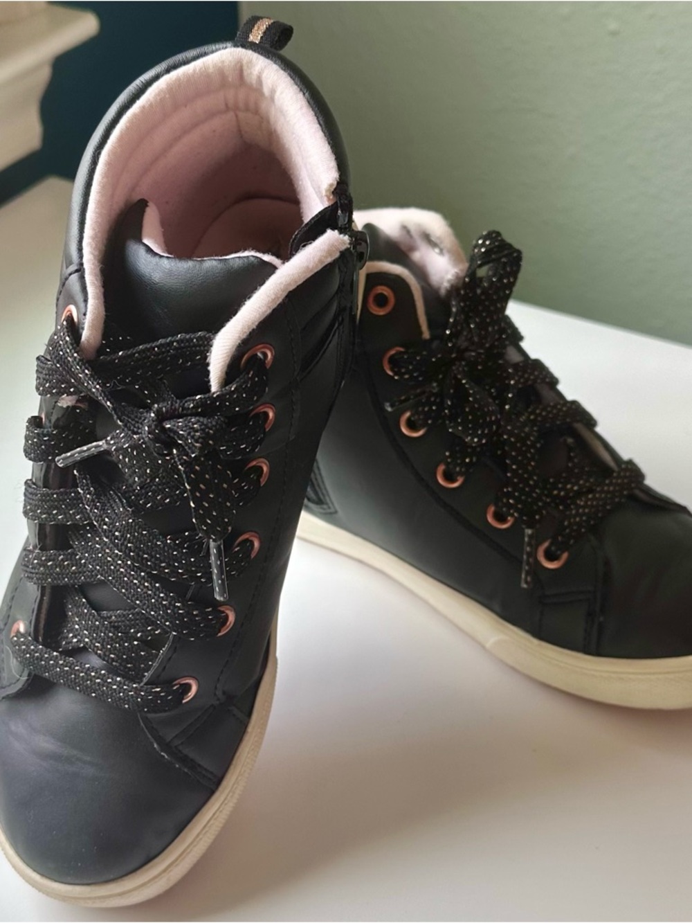 Girl’s Black High-Top Sneakers with Pink Accents - Picture 2 of 6
